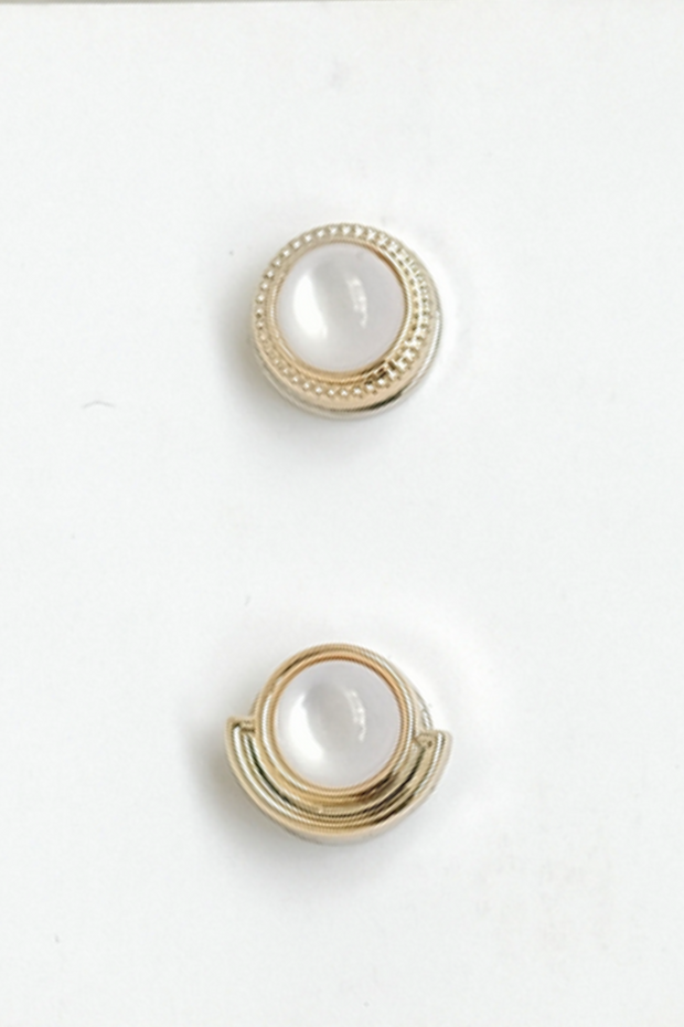 Two Pearl Hijab Magnet Pins