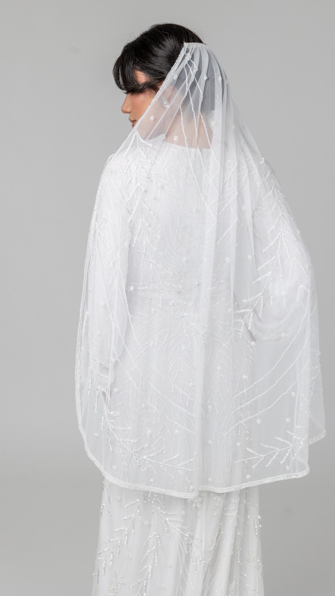 Nila Bridal Veil – Shimmi Dresses display picture 1