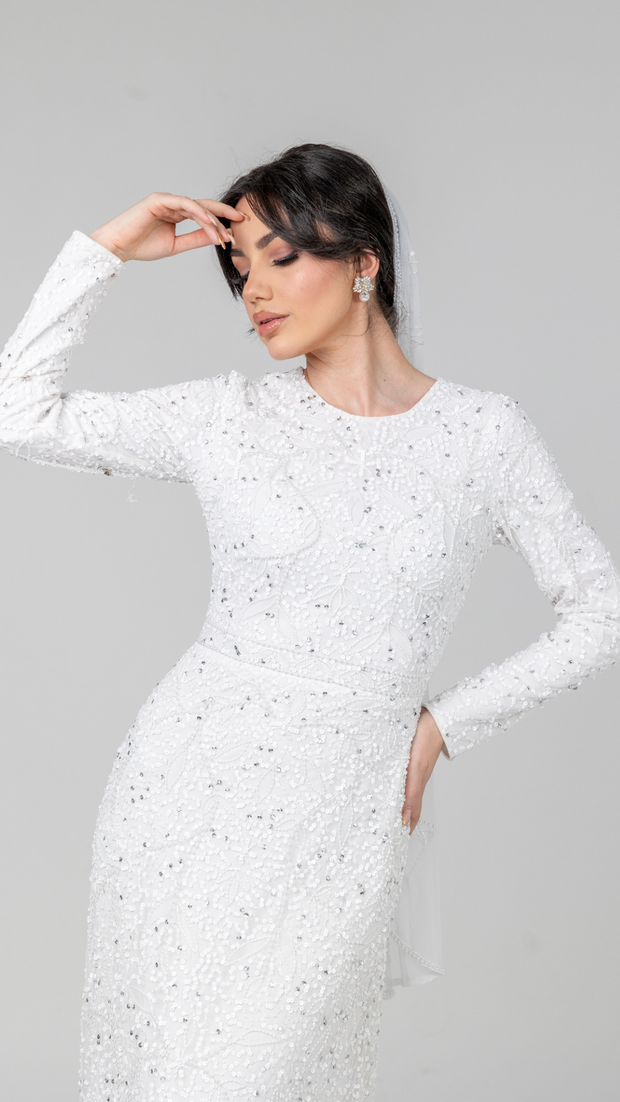 White Pearl Evening Dress With Trail