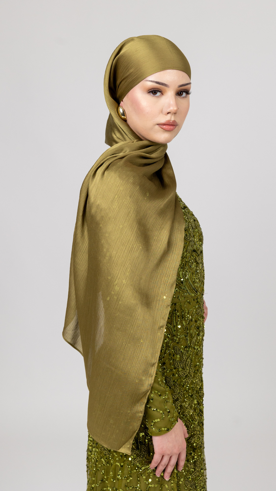 strapless open back dress Olive Satin Hijab