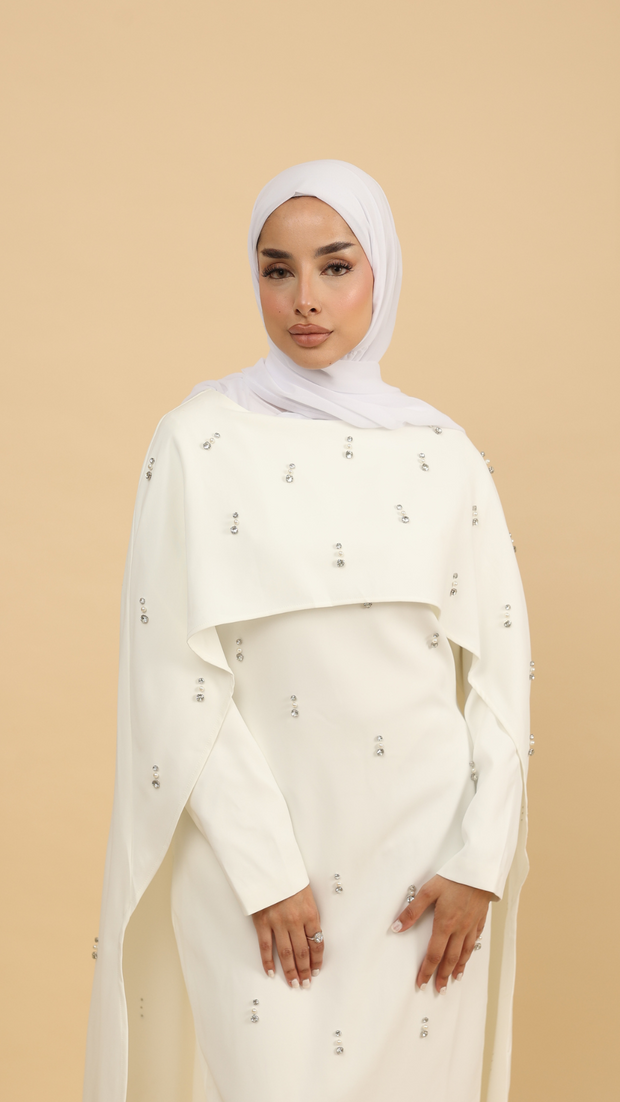 hijabi white dress 