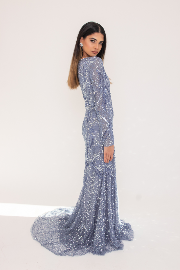 Silver evening 2025 gowns with sleeves